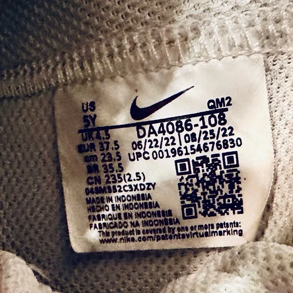 Nike Blazer Mid Youth Kids White Black Blue High Top Sneakers DA4086 108 Size 5Y - Picture 4 of 6